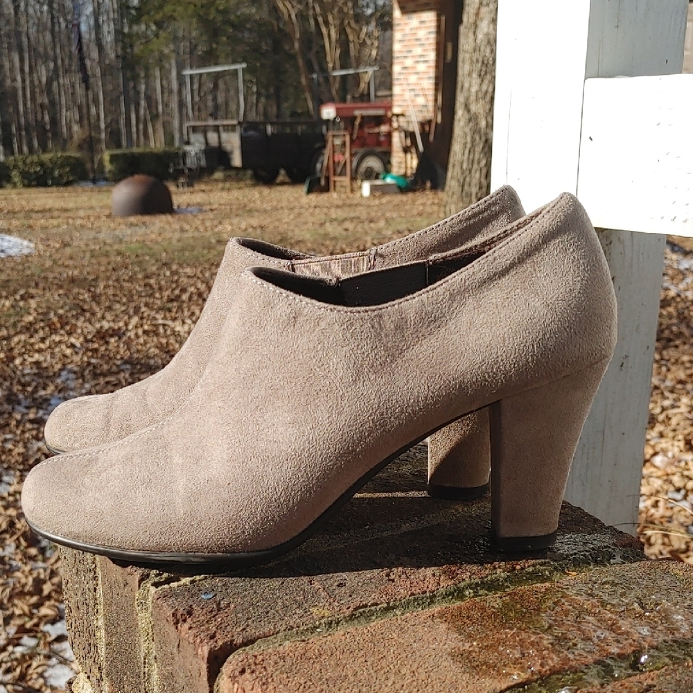Aerosoles Taupe Cruise Control Bootie Size 8 (1702)